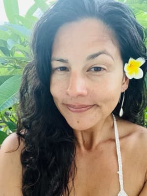 Portrait of Lisa Alexander